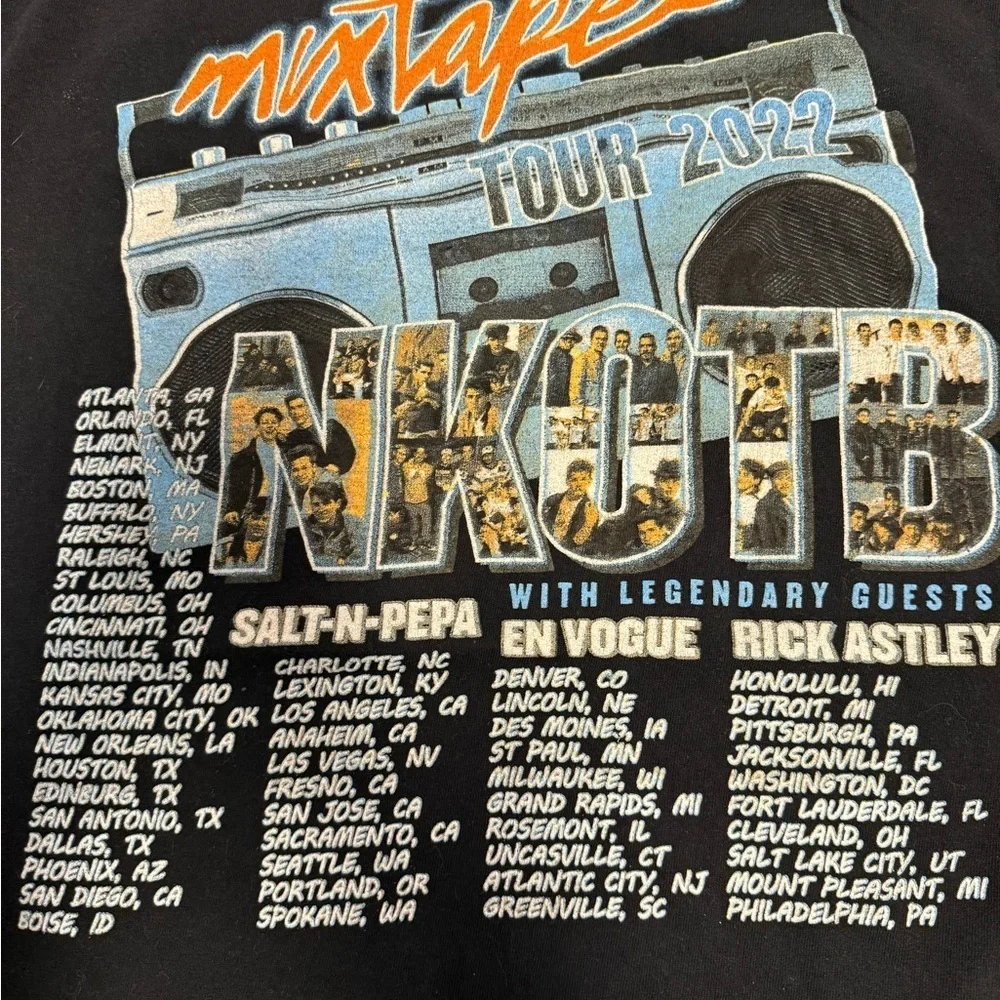 New Kids on the Block Mixtape Tour 2022 T-Shirt Large Rick Astley En Vogue  Tee